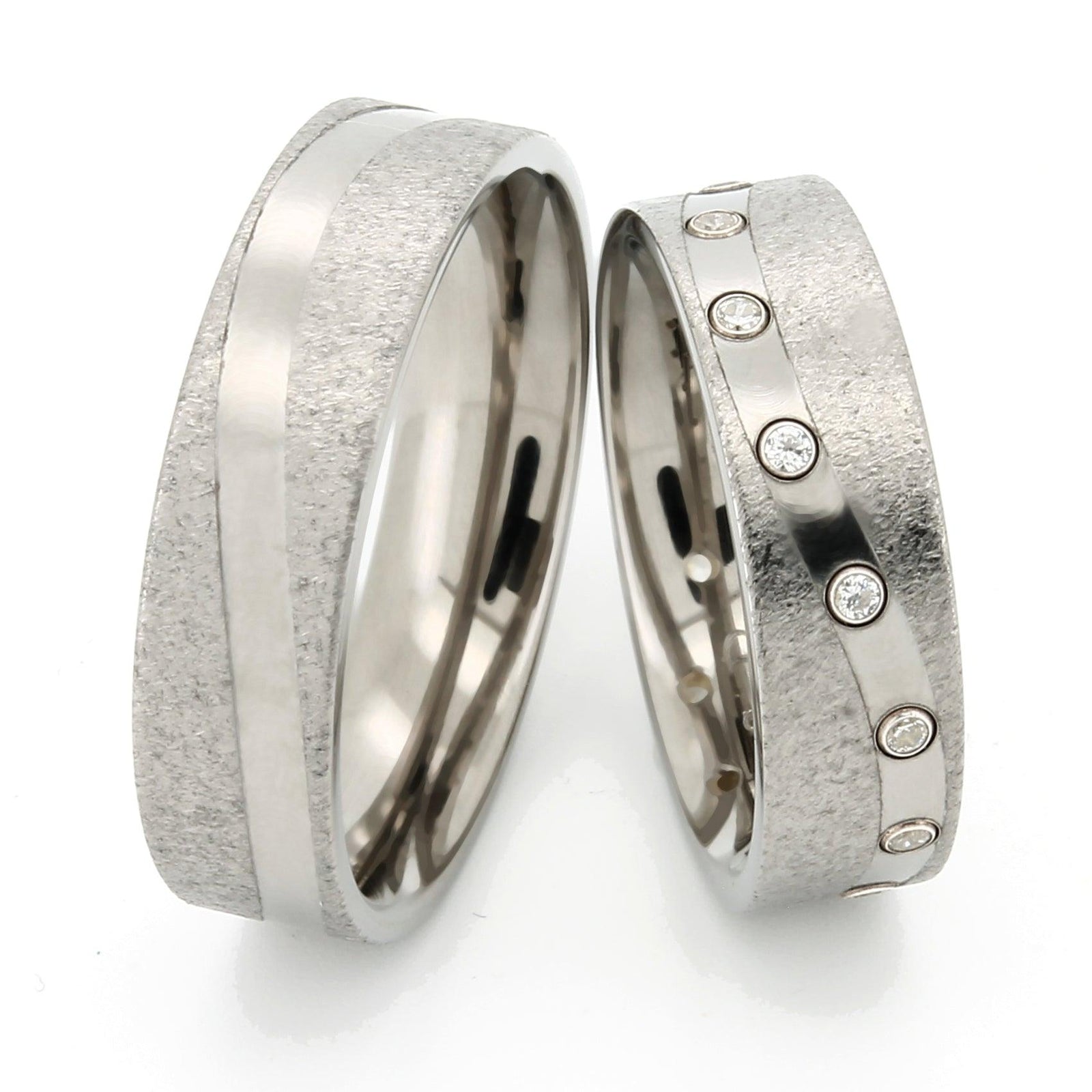 Trauringe Titan eismatt, breite Ausführung